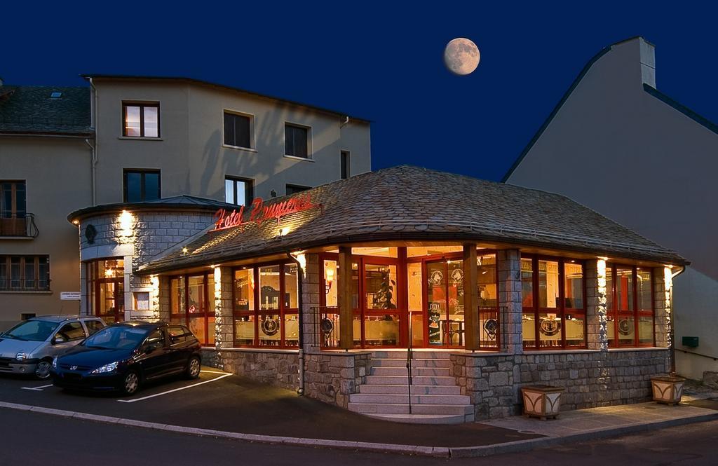 Hotel Restaurant Prunieres Aumont-Aubrac Exteriör bild